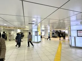 新宿三丁目駅