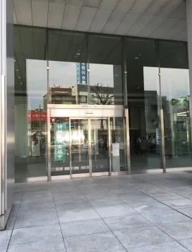 中野坂上サンブライトツインの外観