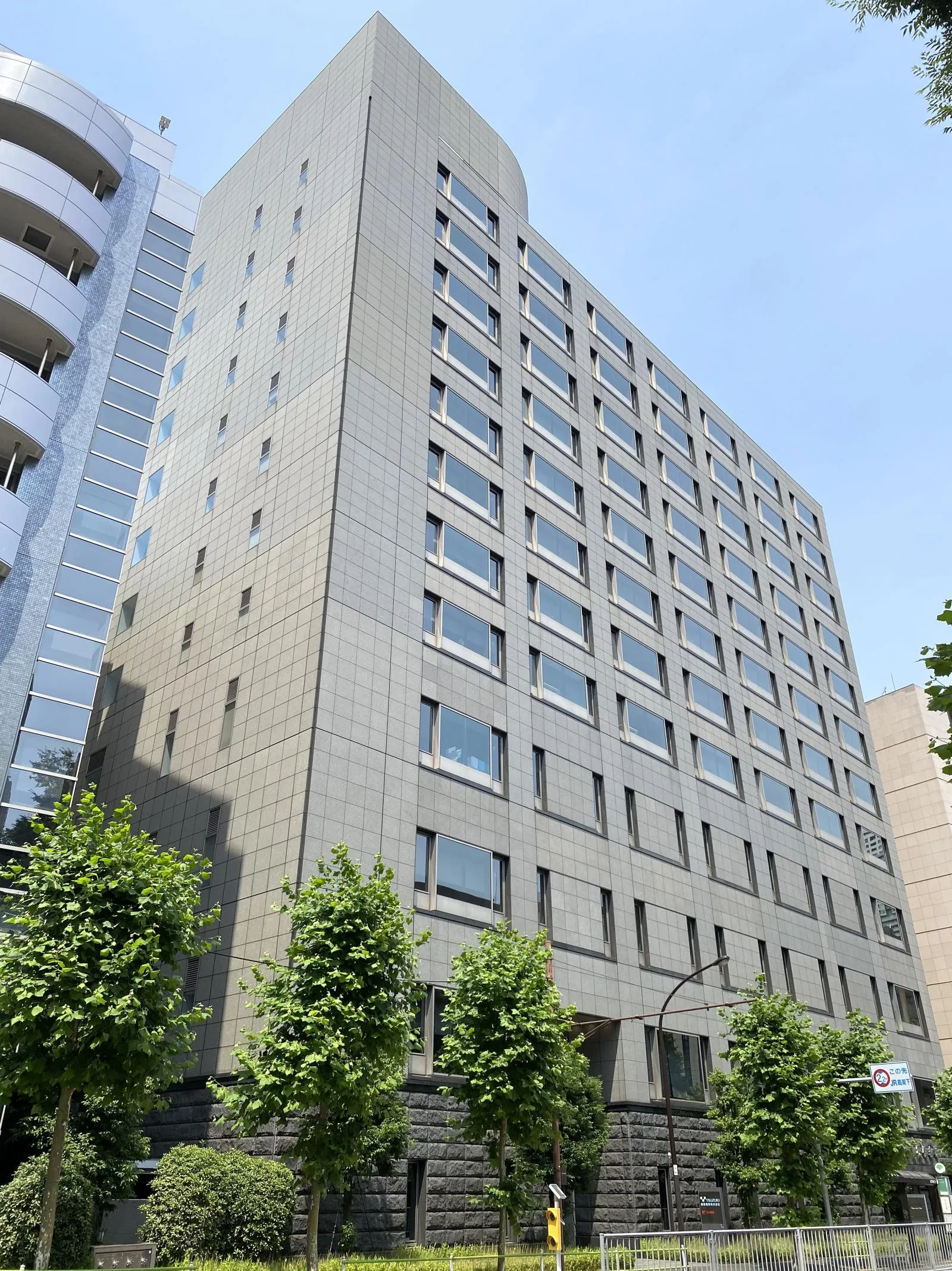東京美術倶楽部ビルディングの外観写真