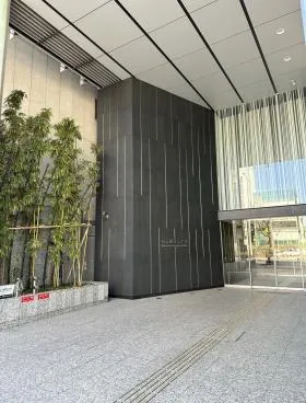 表参道グランビル(旧: クローバー南青山)の外観