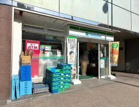 ファミリーマート