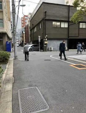 力丸ビルの外観