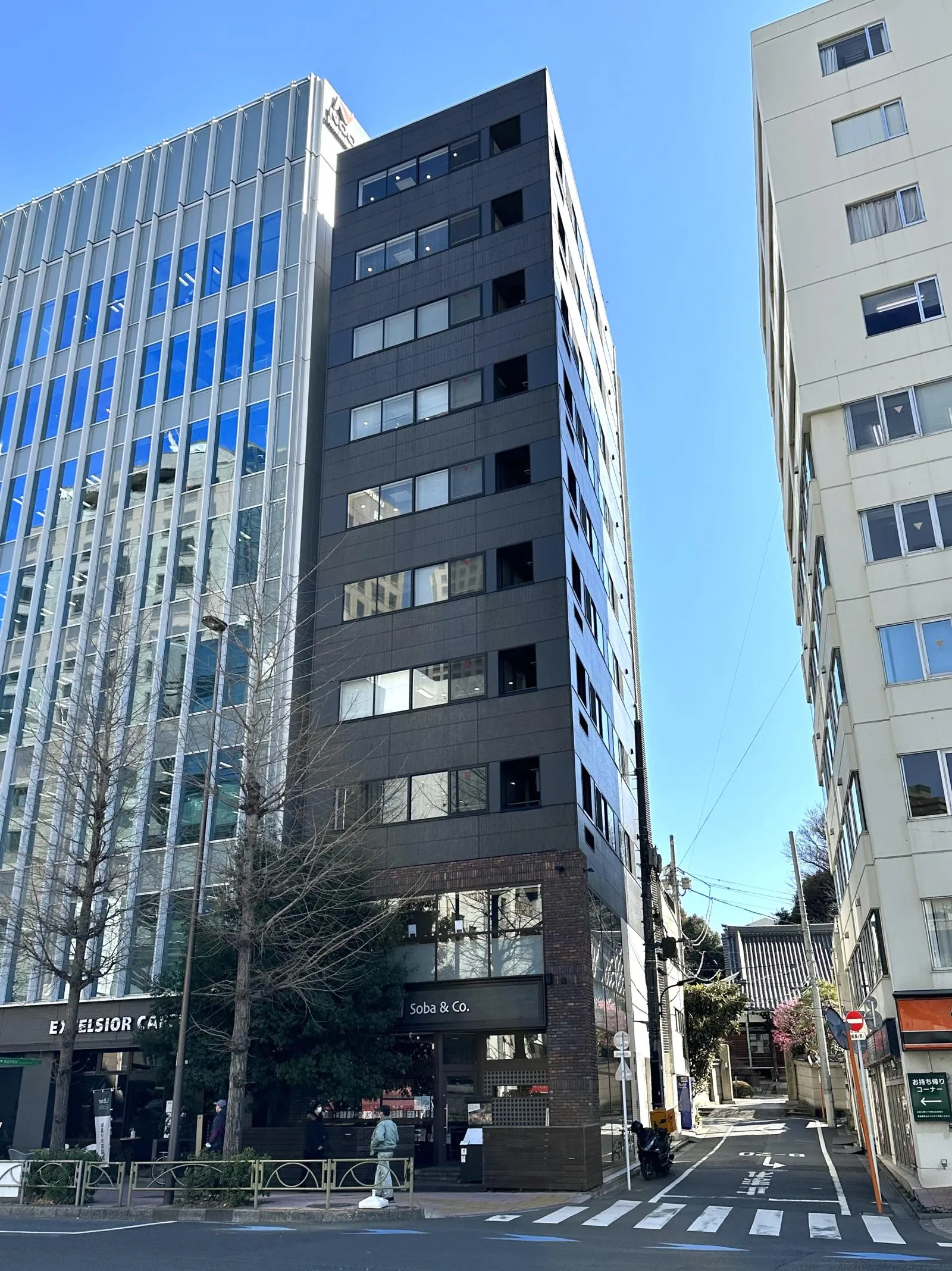 クローバー神谷町の外観写真