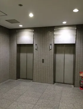 フロンティア御成門(旧:NP御成門)の外観