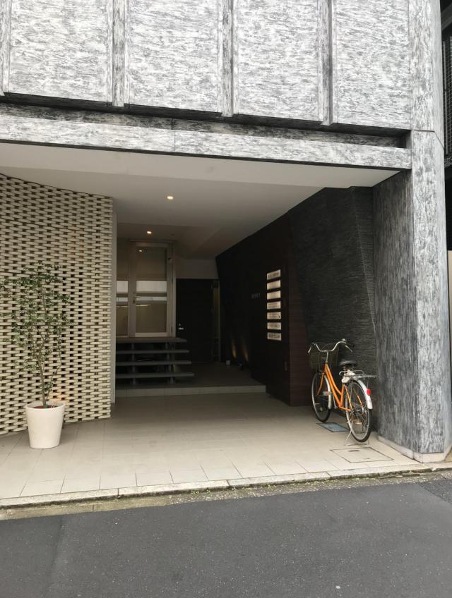 東京都中央区日本橋富沢町