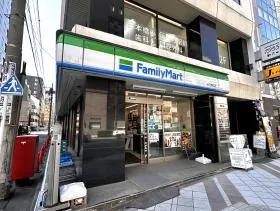 ファミリーマート