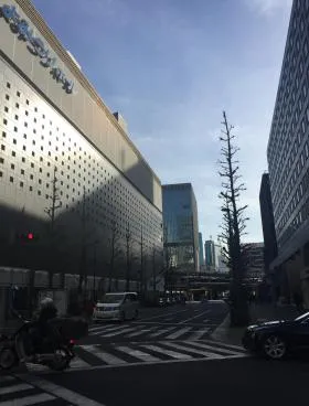 新日石ビルの外観
