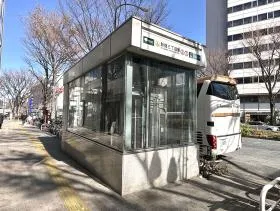 C6出入口（エレベーター）