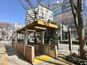 C5出入口（階段orエスカレーター）