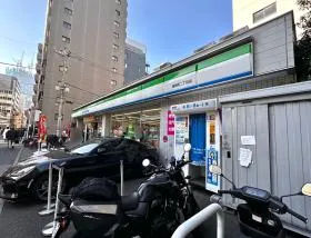 ファミリーマート