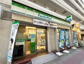 ファミリーマート