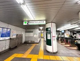 都営浅草線「宝町駅」