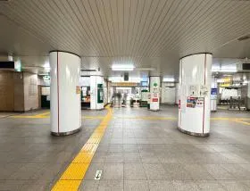 宝町駅（都営浅草線）