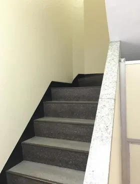 西勘本店ビルの外観