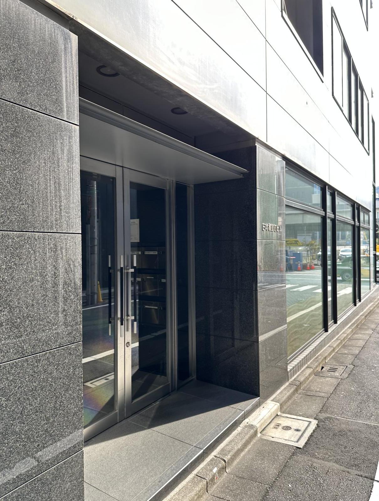 東京都中央区日本橋室町