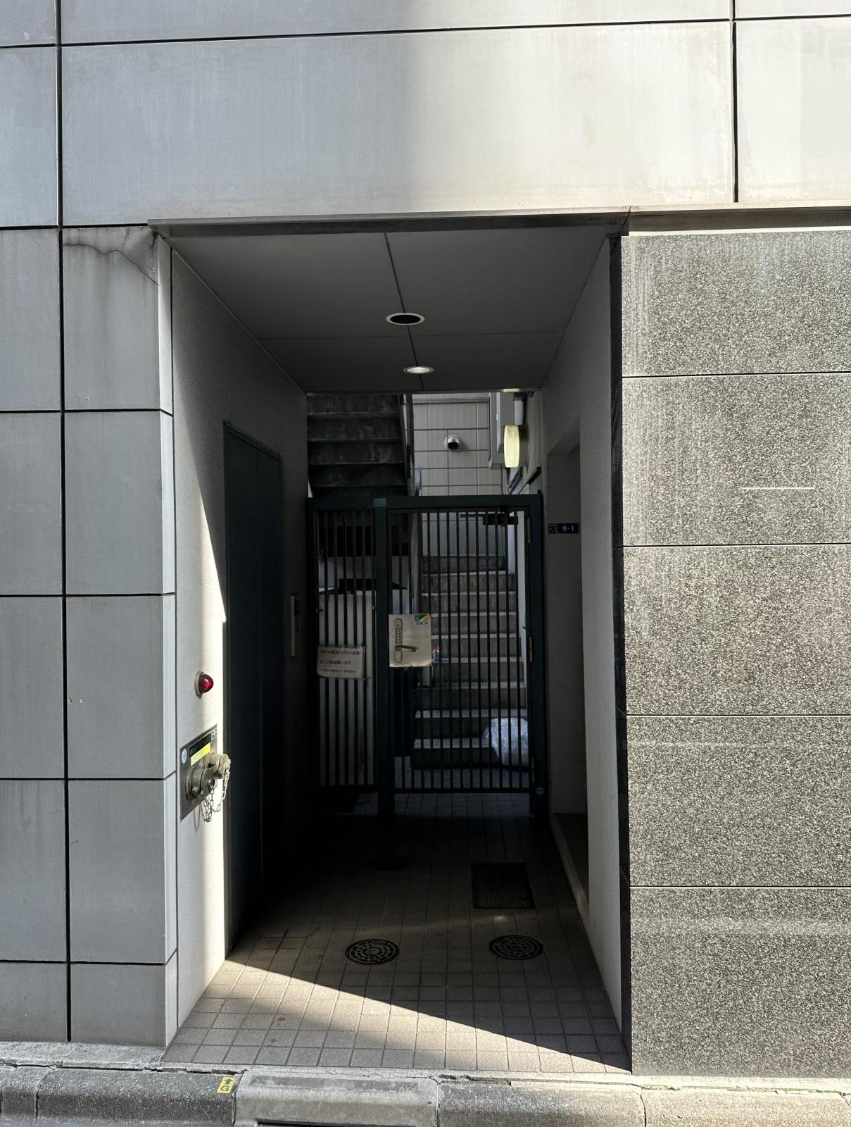 東京都中央区日本橋室町
