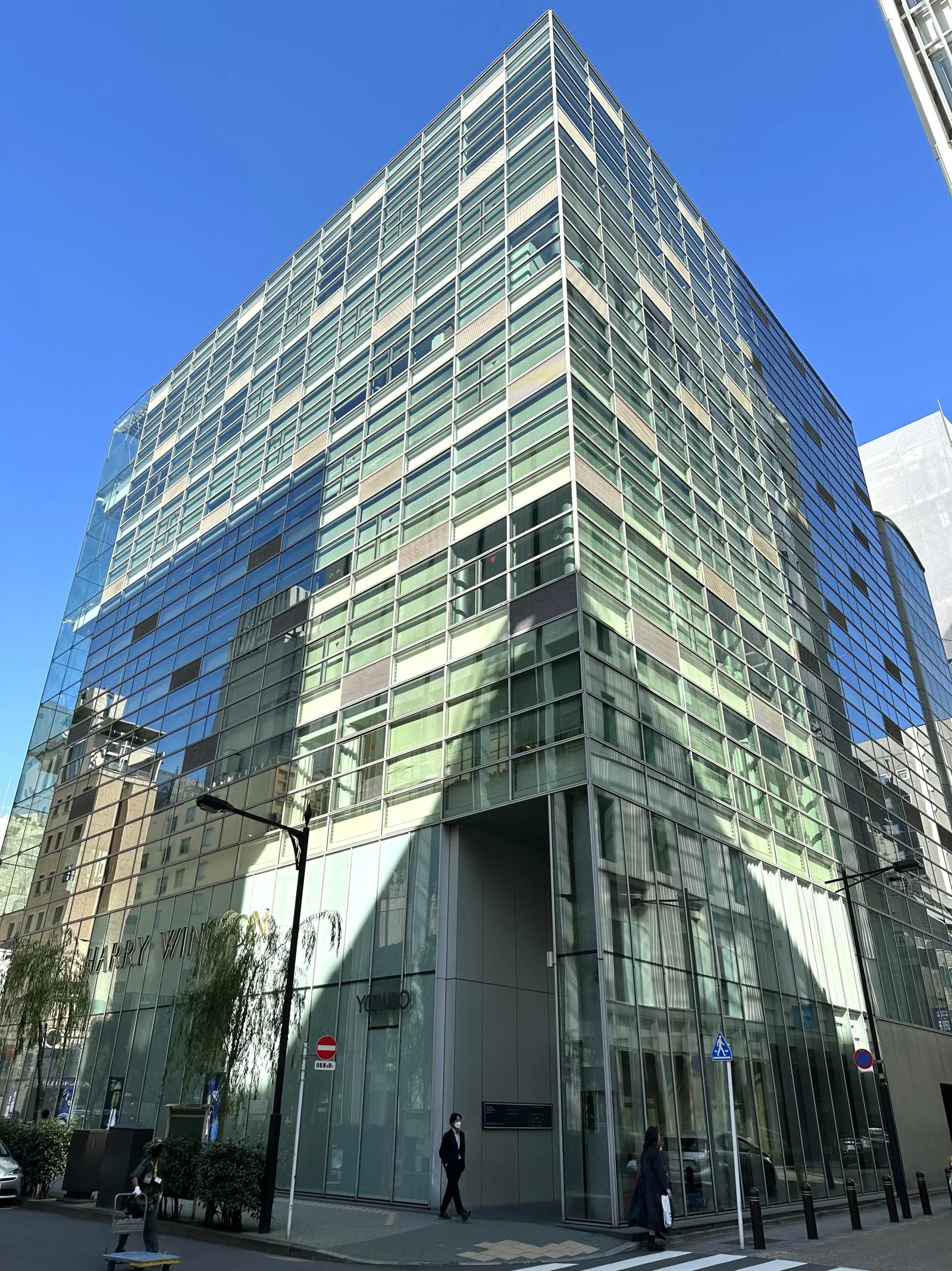 銀座YOMIKOビルの外観写真