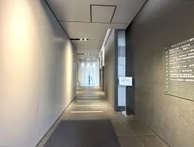 ラウンドクロス新宿の外観