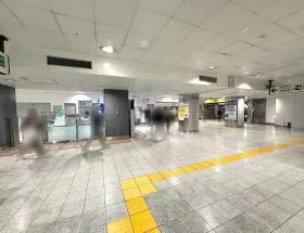 新線新宿駅（都営新宿線・京王新線）