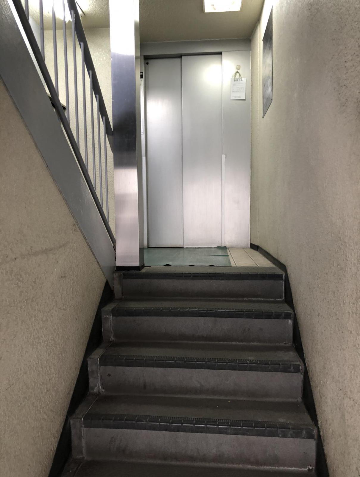 東京都中央区銀座7