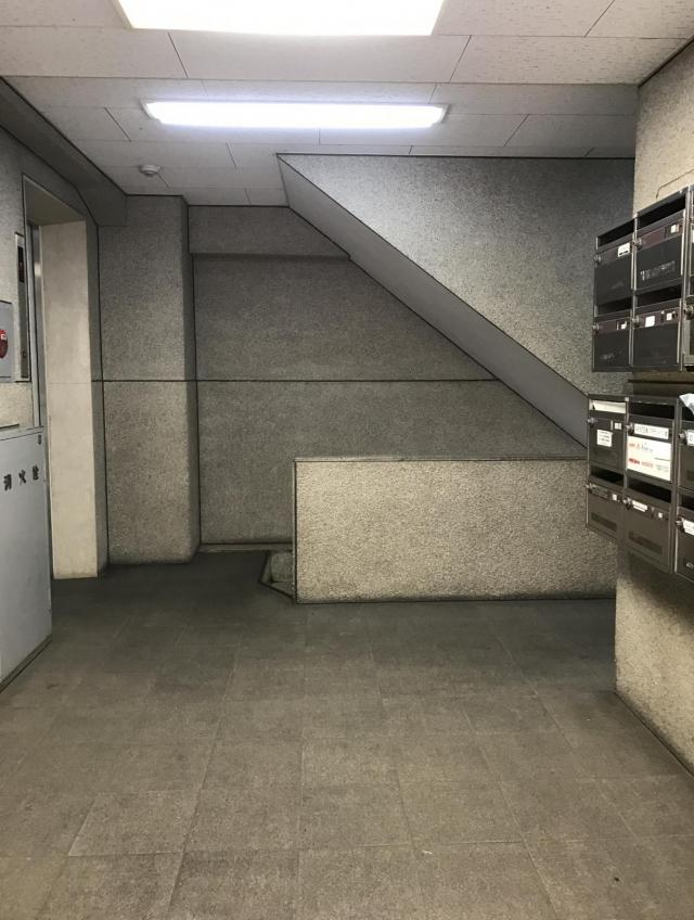 東京都中央区銀座4