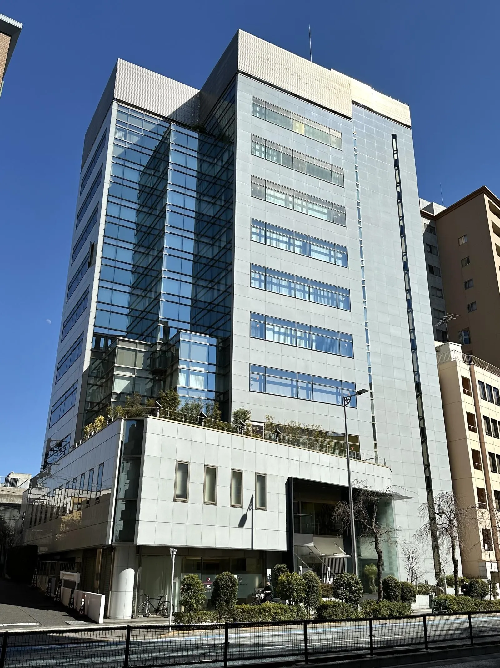 A-PLACE恵比寿東(旧:フロンティア恵比寿)の外観写真