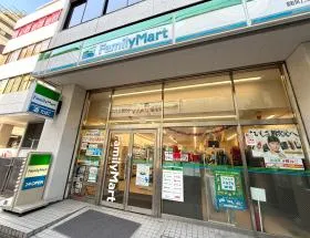 ファミリーマート