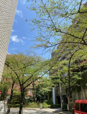 アークヒルズエグゼクティブタワーの外観