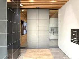 SIL新宿(旧TWG新宿)の外観