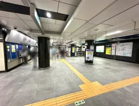 八丁堀駅（東京メトロ日比谷線）