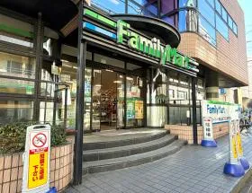 ファミリーマート