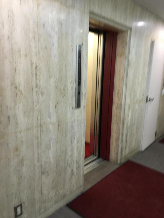 東京都港区西新橋