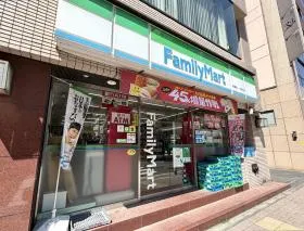 ファミリーマート