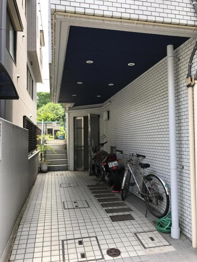 東京都新宿区高田馬場3