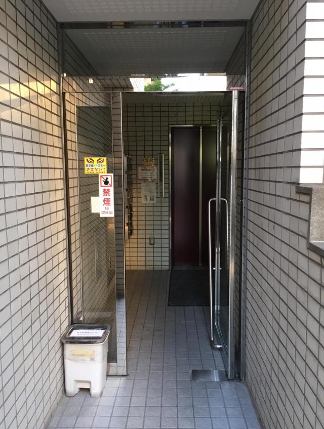 東京都新宿区左門町