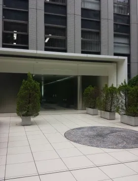日本生命靖国九段南ビルの外観