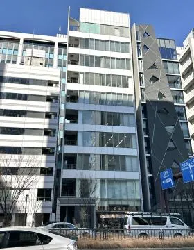 クローバー青山・ONEの外観