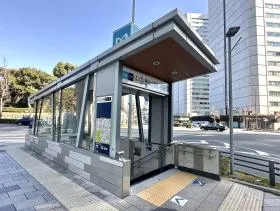 出入口1（地上）