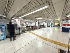 西新宿駅（東京メトロ丸ノ内線）
