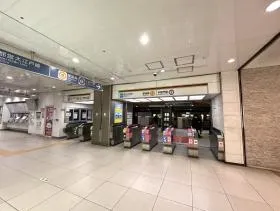 青山一丁目駅