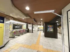 青山一丁目駅