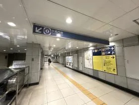 青山一丁目駅