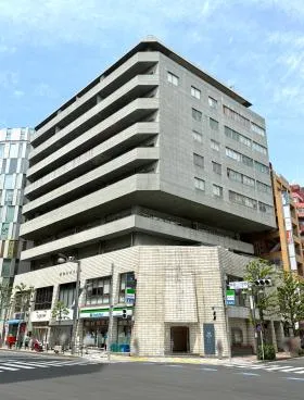 新宿セブンビルの外観