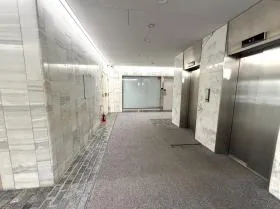 新宿セブンビルの外観