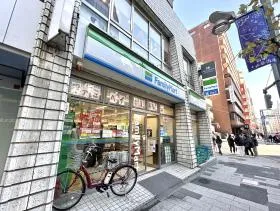 ファミリーマート