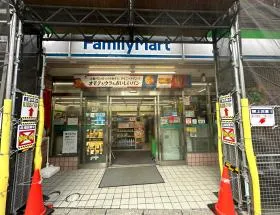 ファミリーマート