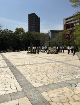 ハーモニータワーの外観