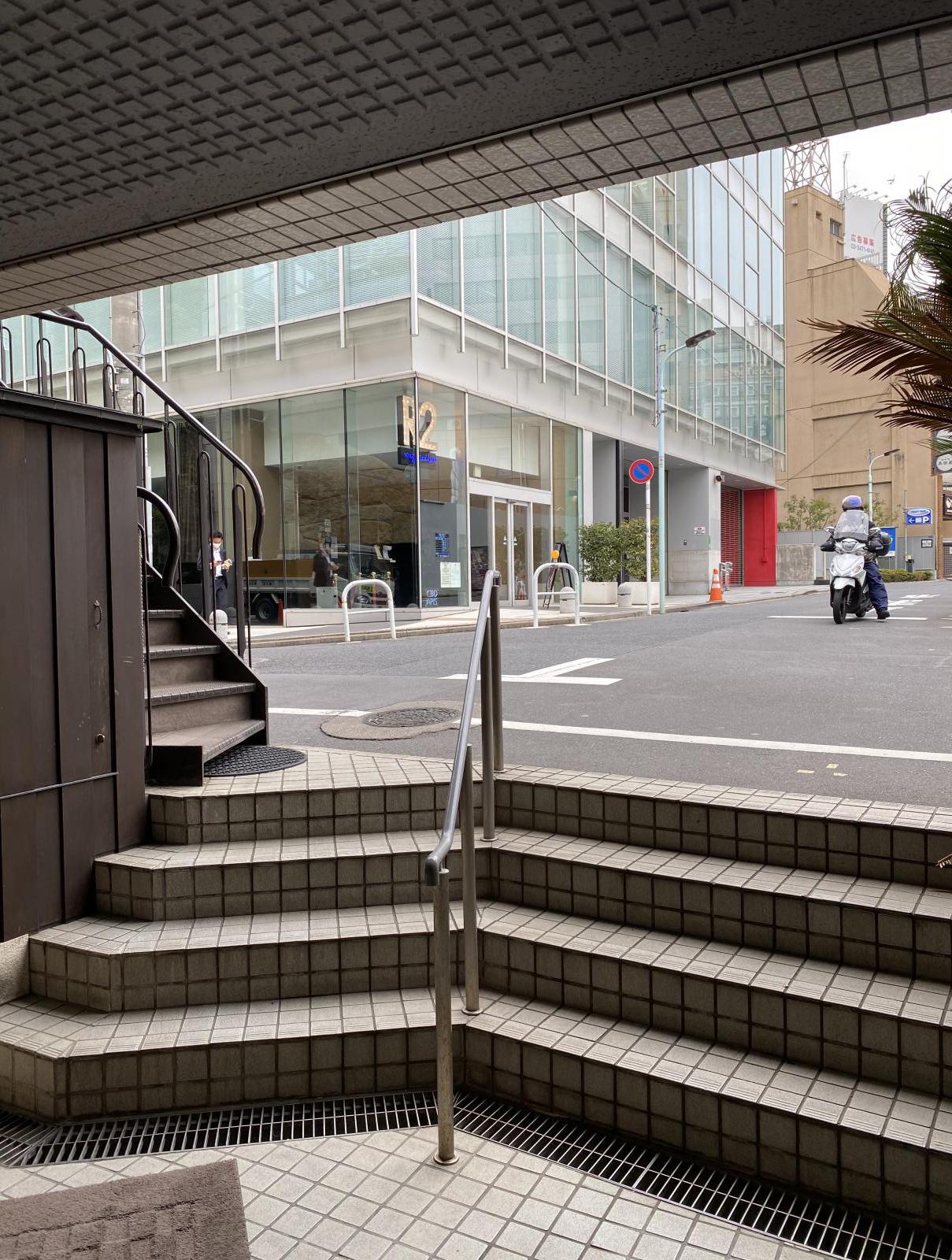 東京都港区六本木