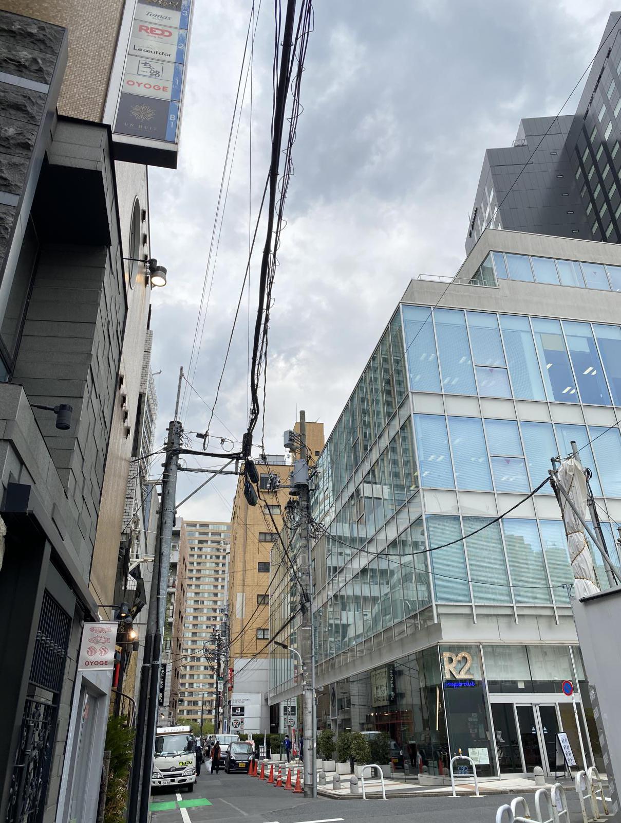 東京都港区六本木
