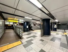 神保町駅